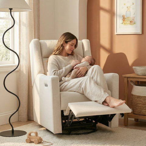Sillón de lactancia Kiwi en una nursery cálida — Best Sellers con 10% de descuento